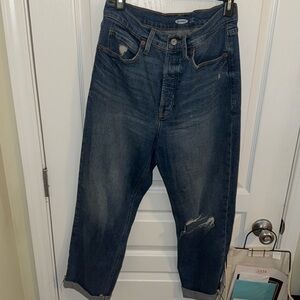 Old Navy jeans in the style sky rise straight with a rip on one knee